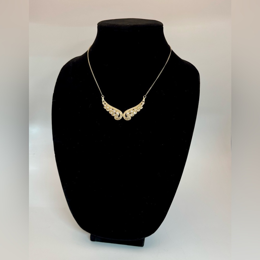 Gold & Rhinestone Wing Pendant Necklace 8”
